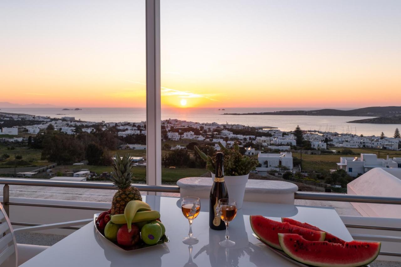 Panos Luxury Suite Parikia  Exterior photo