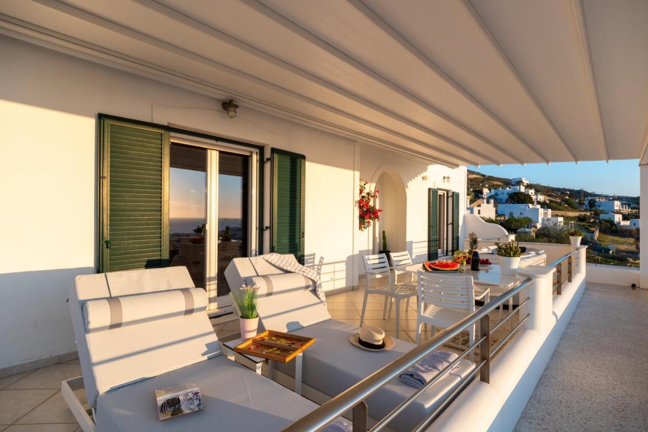 Panos Luxury Suite Parikia  Exterior photo
